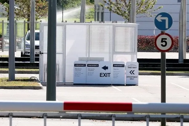 Covid-test-centre-one-way-vision-printing Covid-test-centre-one-way-vision-printing
