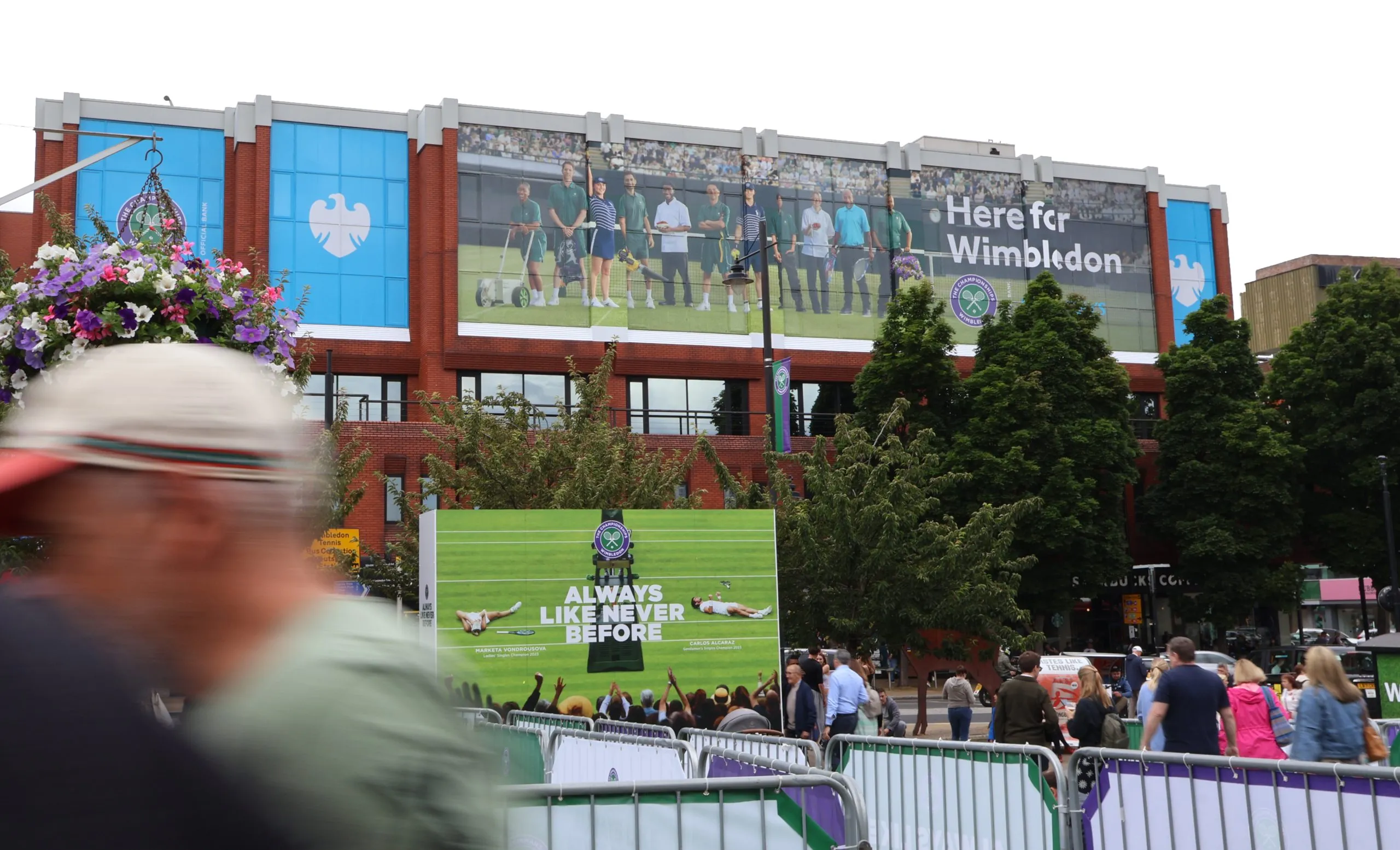 Building-wrap-Wimbledon-hero-contravision-close Contra Vision 2024: A Year in Review
