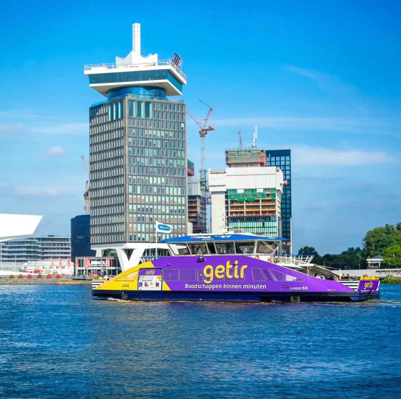 Amsterdam Ferry Wraps | Advertising Graphics